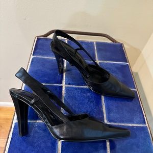 Enzo Angiolini - Slinky Black Leather Sling Back Pumps w/ 4” heels - sz 8 M